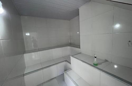 Teresopolis House | Casa com vista deslumbrante próximo a feirinha