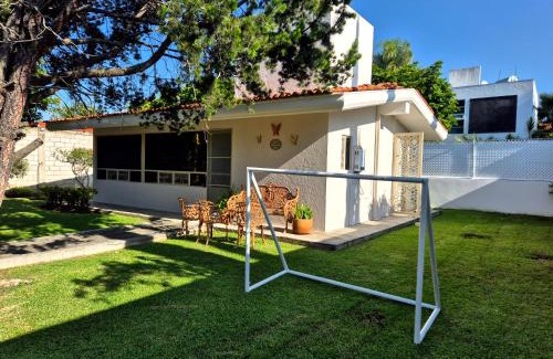 Atlixco House | Casa con fogata, palapa y jardín privado en Atlixco