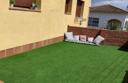 Albinyana House | Casa con Piscina Entre Viñedos