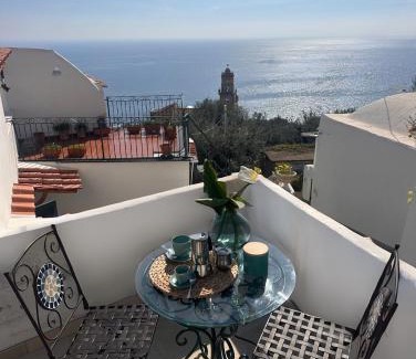 Conca dei Marini House | Casa Console