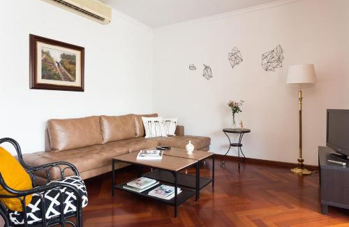 L'Antiga Esquerra de l'Eixample Apartment | Casa Cosi Mallorca I