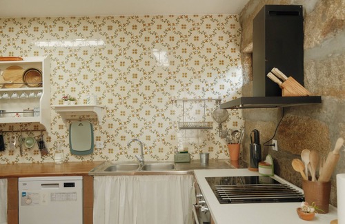 Parada de Todeia House | Casa da Alvarinha. Privacy, Comfort and Nature.