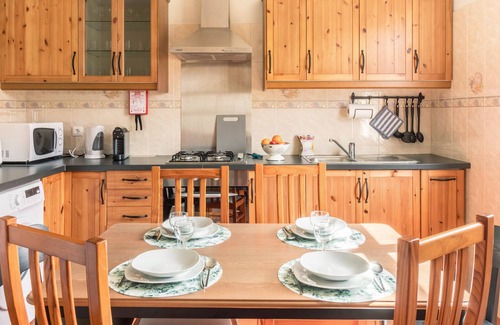 Santana Villa | 'Casa Da Olides' with Mountain View, Balcony and Wi-Fi