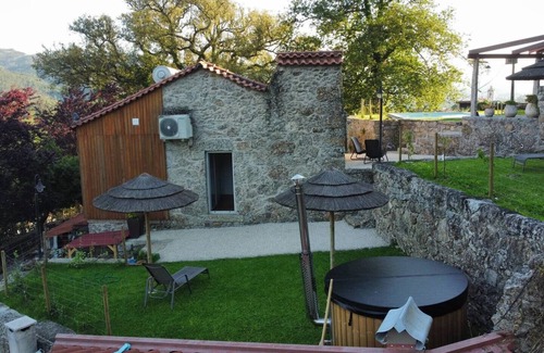 Arcos de Valdevez House | Casa da Oliveira Pool Spa Wellness Retreat @Gerês