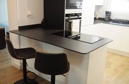 Les Deveses Apartment | Casa Darius- 84 sqm-3 sz. 100 m to the beach Deveses, Newly renovated, Air-conditioned