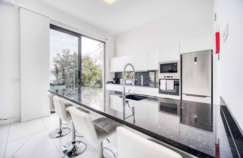 Estrela da Calheta Villa | Casa das Flores - Three Bedroom Villa, Sleeps 6