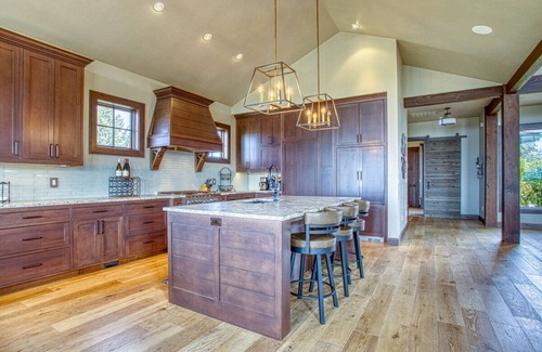 Powell Butte House | Casa de Brasada - Golf I Sleeps 10