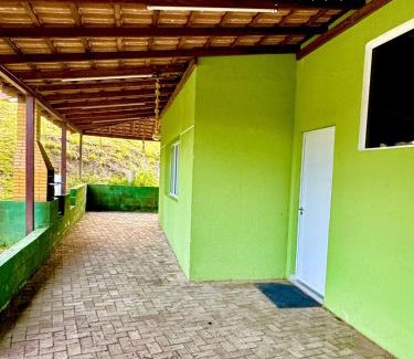 Curitiba House | Casa de Campo de Sol e Luz