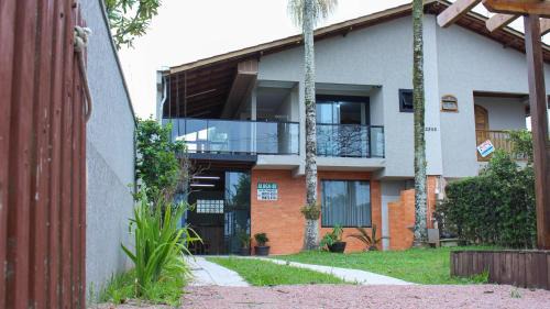 Itapoa House | Casa de FRENTE para o Mar em Itapoá - SC