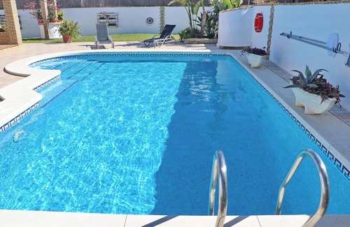 Barrio Nuevo Ski Chalet | Casa de los abuelos in Conil