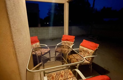 Mesilla Park House | "Casa de Maíz" centrally located - close to NMSU