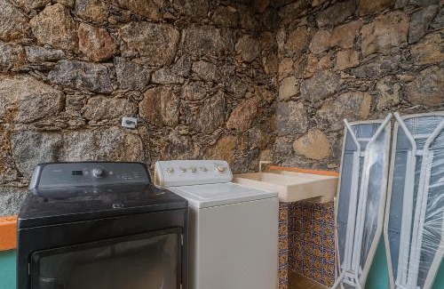 Guadiana House | Casa de Piedra a 650 metros del Hotel Rosewood