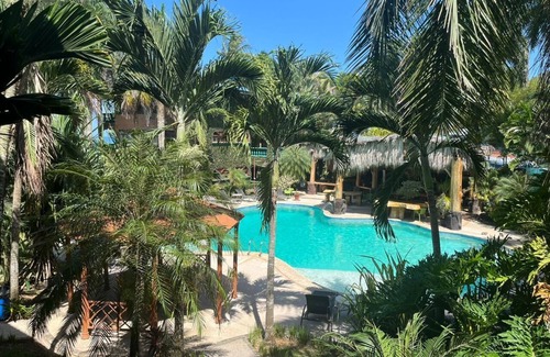 Playa Hermosa Apartment | Casa de Playa - Marea Brava Condos