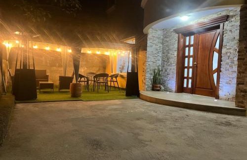 Tababela Bed & Breakfast | Casa del Arupo