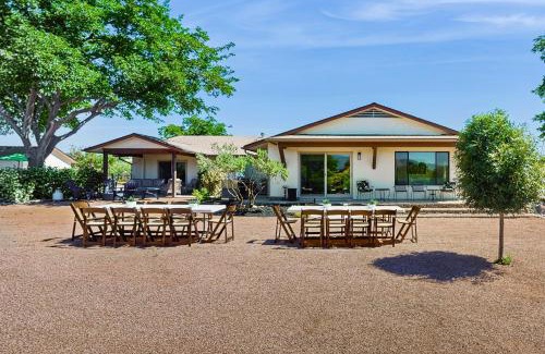 Cottonwood House | Casa Del Cielo
