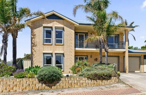 Maslin Beach House | Casa Del Frankie. Maslin Beach