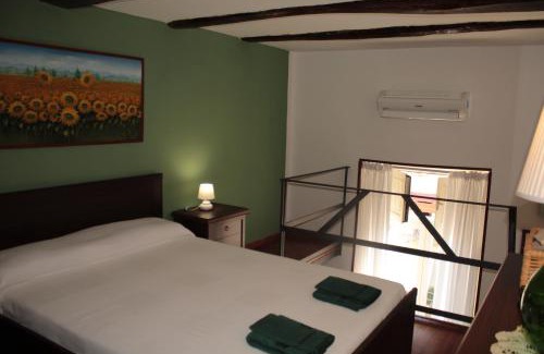 Quartieri Spagnoli Apartment | Casa del Girasole