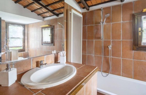 Arolo House | Casa del Pittore by Interhome
