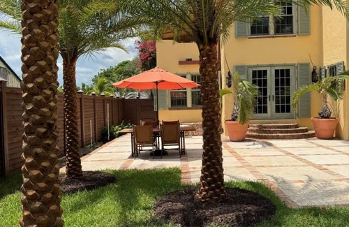 Old Northwood Historic District House | Casa Delfino - Savor Old World Charm with a Lush Poolside Retreat