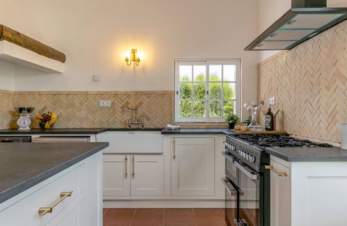 Aljezur Villa | Casa do Celeiro - Rustic charm with all the comfort for a great holiday!