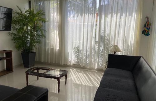 Colonia Flamingos Villa | Casa Donde Entra la Luz y Vive la Naturaleza CCTV