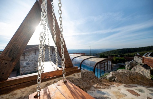 Figueiro dos Vinhos House | Casa dos Penedos, rustic and comfortable, ideal for relaxation and fun.
