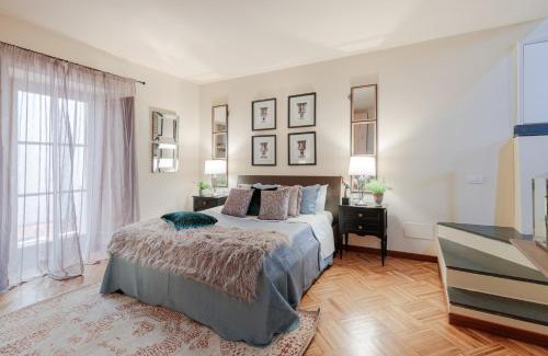 Lucca Historical Center Apartment | CASA EDA, Modern Contemporary Central Apartment inside the Walls of Lucca