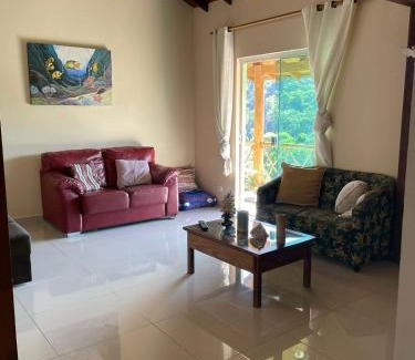 Tesouro da Colina House | Casa em Ilhabela