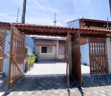 Mongagua House | Casa em Mongaguá Plataforma