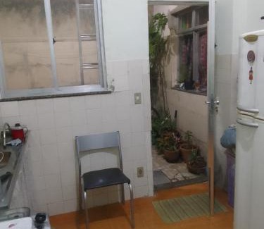 Centro House | Casa em Vila Estilo Portuguesa!