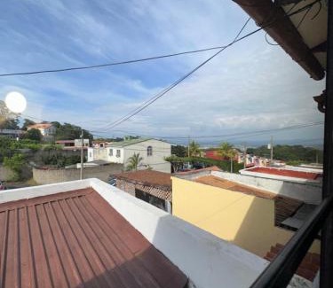 San Salvador House | casa en la Cima
