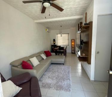 Cancun House | Casa en privada con alberca