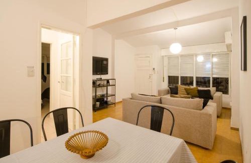 Villa Carlos Paz House | Casa en Villa Carlos Paz con Pileta , Quincho y Jardín a Pasos del Centro