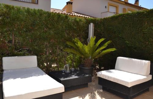 L'Estartit House | ¡Casa encantadora con piscina y cerca de la playa en L'Estartit! - ES-323-55