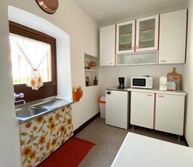 Vercana Apartment | Casa Ermy