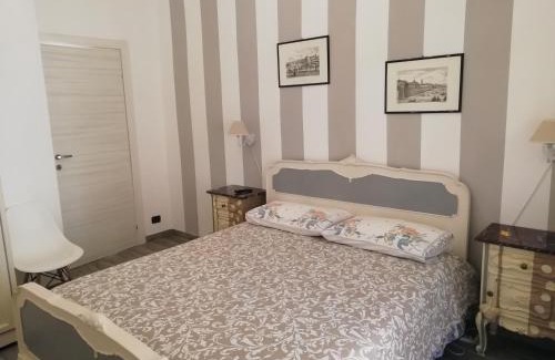 San Paolo Apartment | CASA FREJUS . COMODO AL CENTRO E AL POLITECNICO BUS 33 E 42