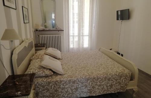 San Paolo Apartment | CASA FREJUS . COMODO AL CENTRO E AL POLITECNICO BUS 33 E 42
