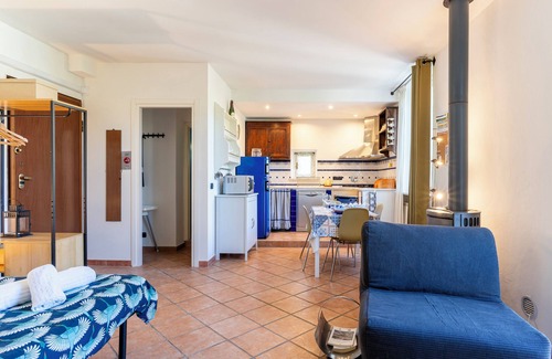 Livorno Apartment | Casa Ginevra - 3 Minutes Walk from the Sea