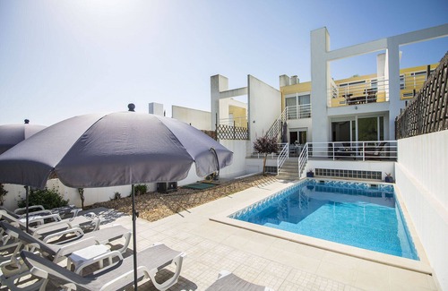 Vale do Garrao House | Casa Granada | 4 Bedrooms | Private Pool | Varandas do Lago