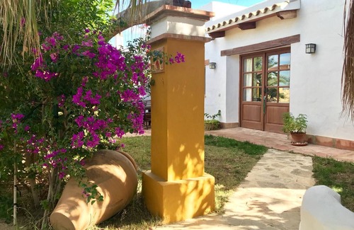 Barbate Cottage | CASA GRANDE, 3 rooms, 150m far from the Beach. Very well maintained.