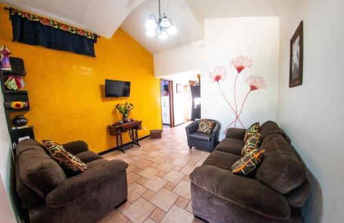 Santa Maria del Tule House | Casa Gris Tule