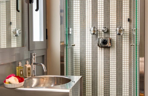 Rione III Colonna House | Casa Heberart Guest House - Sistina