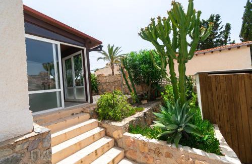 Los Geraeos House | Casa Ibicenca con Piscina privada - By Aloha Palma