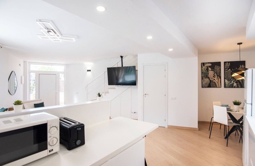 La Vila Olimpica del Poblenou House | Casa Jasmine 5 minutes from the beach