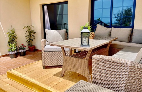 Pajara House | Casa La Ola - Idyllic Seaside Retreat, La Lajita