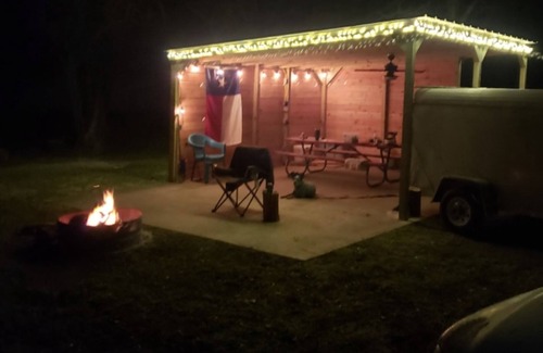 Clifton RV Rental | CASA LAGUNA - RV LOT ONLY 3 BLOCKS TO LAKE WHITNEY
