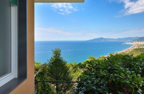 Villaggio Cledai Apartment | Casa Leni Liguria near Cinque Terre & Portofino