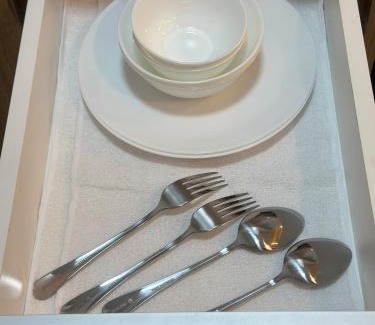 Imus Apartment | Casa Leveria Unit 9 with Balcony, Inquire Parking Availability