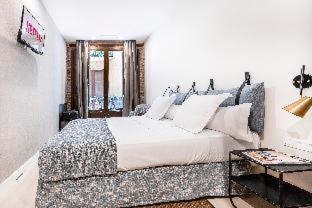 Gothic Quarter Hotel | Casa Lirio