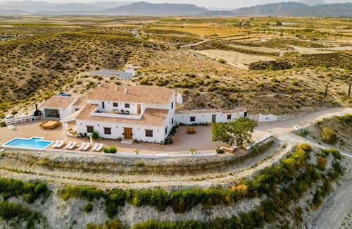 La Alqueria Villa | Casa Lua Galera - Casa Rural de Lujo con 2 Piscinas, spa y Vistas Espectaculares
